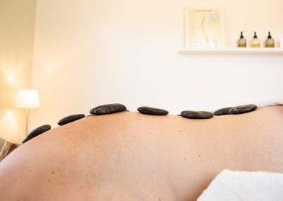 Hot Stone Massage - Körperwerkstatt am See